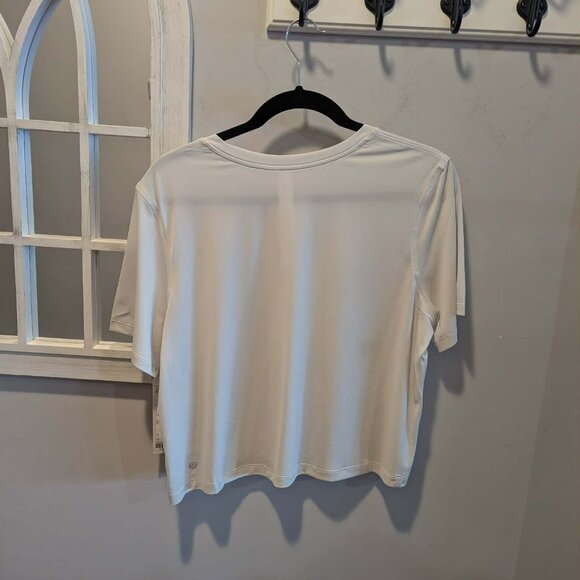 Lululemon Ultralight Waist-Length T-Shirt - Picture 5 of 5